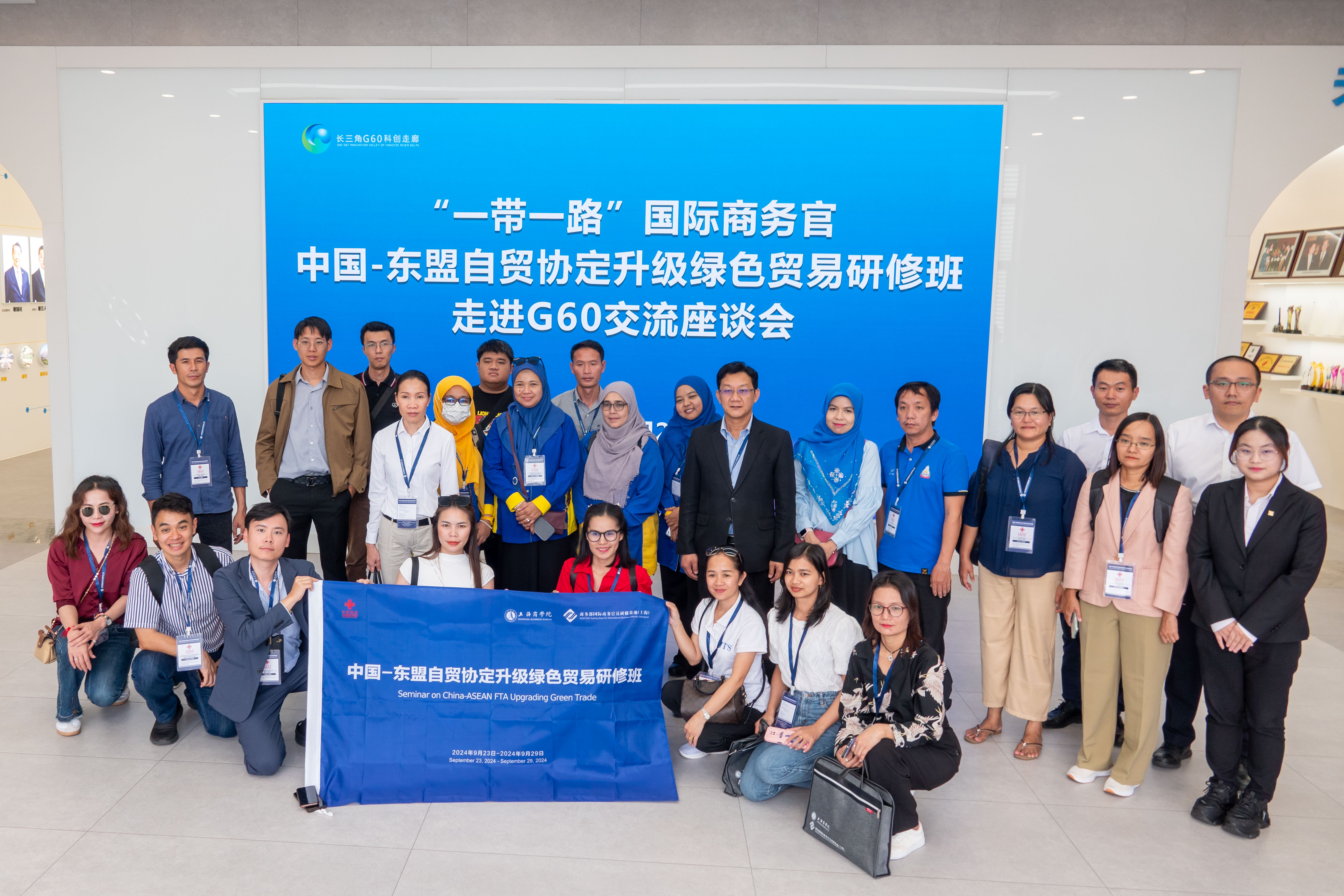 1728521019100264.jpg 6640f596b2597f2474d6578fa3609ff.jpg